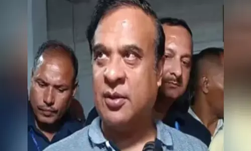 Assam के सीएम हिमंत बिस्वा सरमा ने घुसपैठियों का समर्थन करने के लिए Assam के सीएम हिमंत बिस्वा सरमा ने घुसपैठियों का समर्थन करने के लिए
