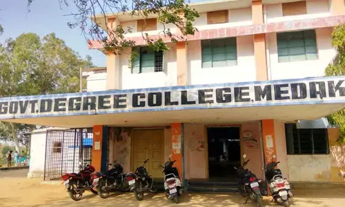 Telangana: युवती पर प्रेमी ने किया हमला.. चाकू से हाथ काट कर भाग गई