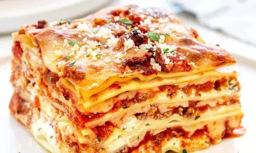 Meat sauce के साथ लज़ान्या रेसिपी