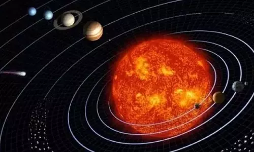 Sun: 10 एम फ्लेयर्स के साथ सूर्य की गतिविधि बढ़ रही Sun: 10 एम फ्लेयर्स के साथ सूर्य की गतिविधि बढ़ रही