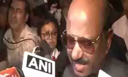 West Bengal के राज्यपाल ने महिलाओं के खिलाफ बढ़ते अपराधों पर कहा, दुखद तथ्य West Bengal के राज्यपाल ने महिलाओं के खिलाफ बढ़ते अपराधों पर कहा, दुखद तथ्य
