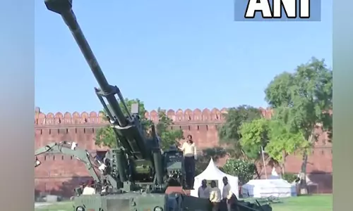 भारतीय सेना की 307 ATAGS हॉवित्जर खरीदने की निविदा में भारत फोर्ज सबसे कम बोली लगाने वाली कंपनी बनी भारतीय सेना की 307 ATAGS हॉवित्जर खरीदने की निविदा में भारत फोर्ज सबसे कम बोली लगाने वाली कंपनी बनी