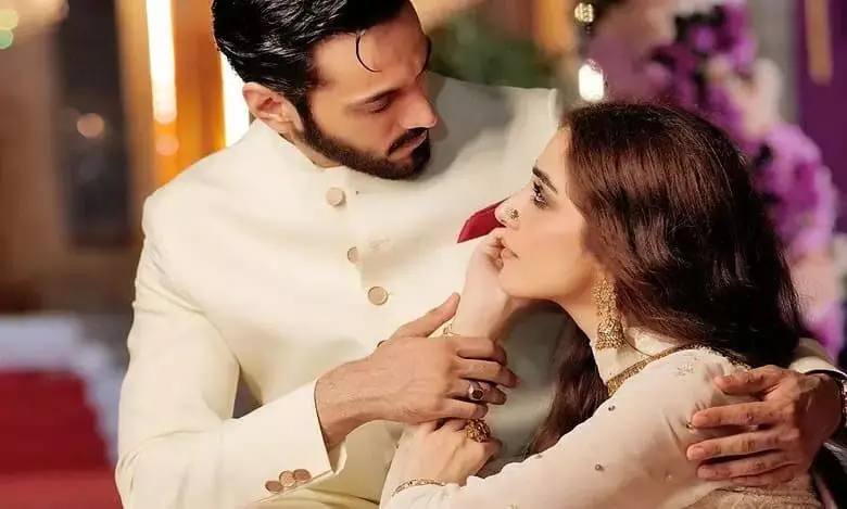 Maya Ali ने वहाज के साथ केमिस्ट्री पर सवाल उठाने वाले ट्रोल्स को आड़े हाथों लिया