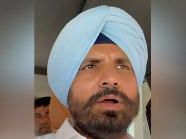 Punjab कांग्रेस प्रमुख ने कहा- आप ने किसानों को त्योहारी सीजन में 20-25 दिन मंडी में बिताने के लिए मजबूर किया