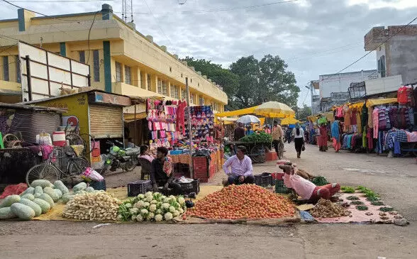 Gaziabad: सब्जी मंडी स्थित तीन व्यापारियों की दुकानों का आवंटन रद्द किया गया