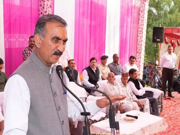 सरकार जन कल्याण सुनिश्चित करने के लिए सभी कदम उठा रही है: Himachal CM