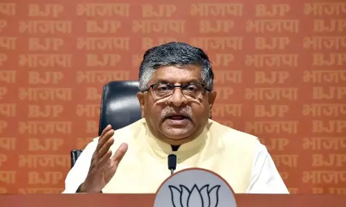 अनुच्छेद 370 अब इतिहास, इसके हिमायती दिन में तारे देखना बंद करें : रविशंकर प्रसाद