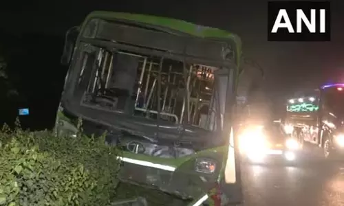 राजधानी में पुलिस कांस्टेबल समेत 2 की मौत, बस ने रौंदा राजधानी में पुलिस कांस्टेबल समेत 2 की मौत, बस ने रौंदा