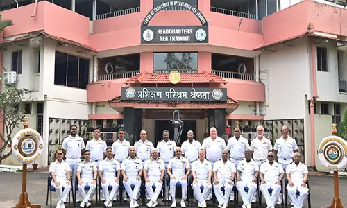 दक्षिण अफ्रीकी नौसेना के प्रतिनिधिमंडल ने Kochi में भारतीय नौसेना के समुद्री प्रशिक्षण मुख्यालय का दौरा किया