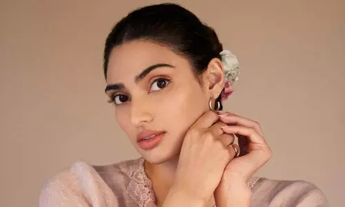 सुपरस्टार पिता क्रिकेट स्टार पति एक्ट्रेस से बॉलीवुड की स्टाइलिश क्वीन बनी
