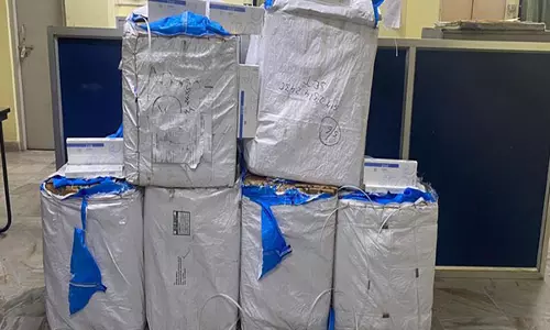 सीमा शुल्क विभाग ने Guwahati में 68 लाख रुपये की तस्करी की गई विदेशी मूल की सिगरेट जब्त की