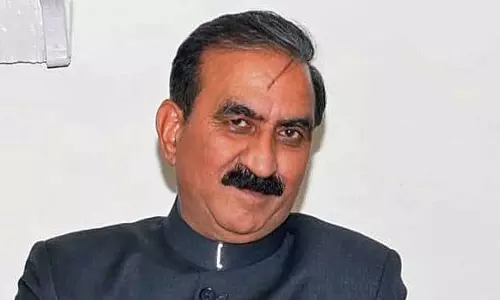 Himachal: कैबिनेट मंत्रियों के साथ समीक्षा बैठक आयोजित Himachal: कैबिनेट मंत्रियों के साथ समीक्षा बैठक आयोजित
