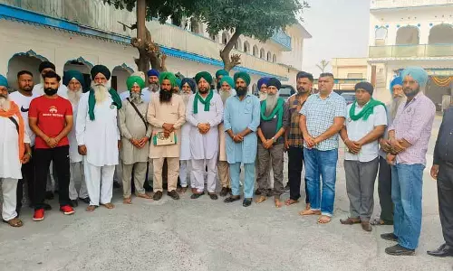 खेतों में आग लगाने को लेकर किसानों के खिलाफ मामले दर्ज करना बंद करें: BKU खेतों में आग लगाने को लेकर किसानों के खिलाफ मामले दर्ज करना बंद करें: BKU