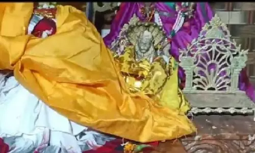 Balipatna में मंदिर से 4 प्राचीन मूर्तियां लूटी गईं Balipatna में मंदिर से 4 प्राचीन मूर्तियां लूटी गईं