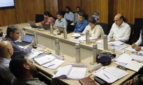 मंडलायुक्त ने Jammu स्मार्ट सिटी लिमिटेड बोर्ड बैठक की अध्यक्षता की मंडलायुक्त ने Jammu स्मार्ट सिटी लिमिटेड बोर्ड बैठक की अध्यक्षता की
