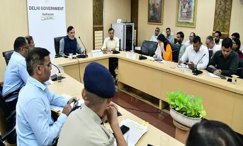 Delhi सरकार ने वायु प्रदूषण से निपटने के लिए खुले में जलाने के खिलाफ अभियान शुरू किया