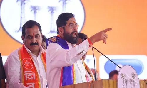 CM शिंदे, डिप्टी CM फड़णवीस, अजीत पवार ने संयुक्त रूप से कोल्हापुर में महायुति का घोषणापत्र जारी किया