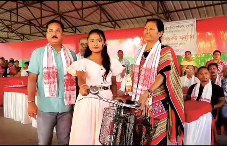 Assam :  सुमित राभा ने डॉ. भूपेन हजारिका की वर्षगांठ मनाई