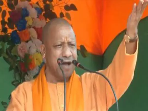 महाकुंभ 2025 से पहले, Yogi सरकार ने प्रयागराज के ऐतिहासिक मंदिरों के जीर्णोद्धार को प्राथमिकता दी