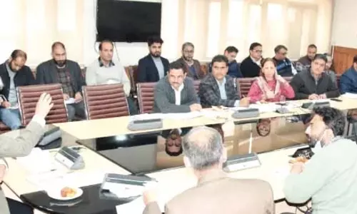 पश्मीना के नाम पर नकली उत्पादों के विपणन को रोकने के लिए कदम उठाएं: Chief Secretary