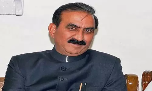 Himachal: कैबिनेट मंत्रियों के साथ समीक्षा बैठक आयोजित Himachal: कैबिनेट मंत्रियों के साथ समीक्षा बैठक आयोजित