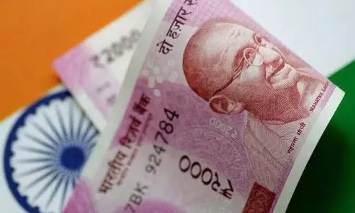 रुपया नए निचले स्तर पर पहुंचा अमेरिकी राष्ट्रपति चुनाव और फेड बैठक को बताया कारण रुपया नए निचले स्तर पर पहुंचा अमेरिकी राष्ट्रपति चुनाव और फेड बैठक को बताया कारण