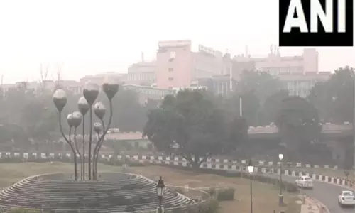 प्रदूषण से राहत नहीं, Delhi की हवा बहुत खराब बनी हुई है प्रदूषण से राहत नहीं, Delhi की हवा बहुत खराब बनी हुई है
