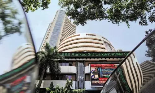 अमेरिका राष्ट्रपति चुनाव के बीच हरे निशान में खुला भारतीय शेयर बाजार, सेंसेक्स 300 से ज्यादा अंक चढ़ा अमेरिका राष्ट्रपति चुनाव के बीच हरे निशान में खुला भारतीय शेयर बाजार, सेंसेक्स 300 से ज्यादा अंक चढ़ा