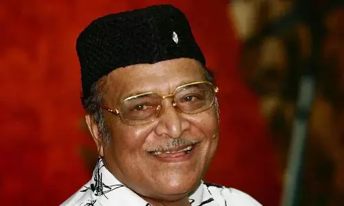 Assam: संगीत के जादूगर भूपेन हजारिका की पुण्यतिथि पर उन्हें श्रद्धांजलि