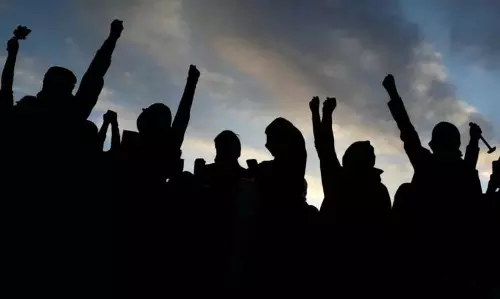 Dibrugarh में प्रदर्शनकारियों को हिरासत में लिया गया