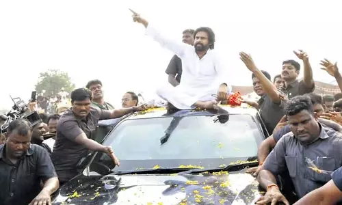 Deputy CM Pawan Kalyan ने जगन पर दलितों की जमीन हड़पने का आरोप लगाया