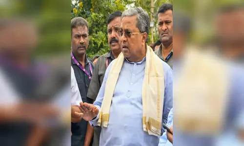 मुडा मामला: पूछताछ के लिए लोकायुक्त के समक्ष पेश हुए सीएम सिद्धारमैया मुडा मामला: पूछताछ के लिए लोकायुक्त के समक्ष पेश हुए सीएम सिद्धारमैया