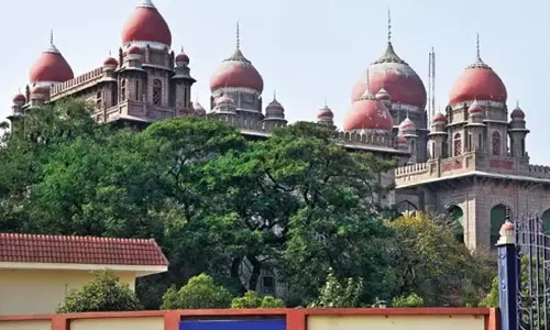 Telangana HC की पीठ को बताया गया कि एकल न्यायाधीश का आदेश गलत