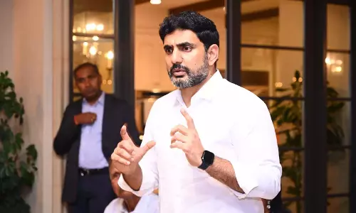 Lokesh ने प्रत्येक मंडल में सरकारी जूनियर कॉलेज का आश्वासन दिया Lokesh ने प्रत्येक मंडल में सरकारी जूनियर कॉलेज का आश्वासन दिया
