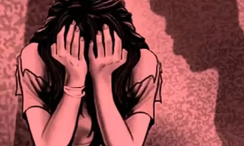 Assam : गुवाहाटी में नाबालिग लड़की से बार-बार बलात्कार करने के आरोप Assam : गुवाहाटी में नाबालिग लड़की से बार-बार बलात्कार करने के आरोप