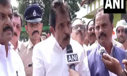 KC Venugopal ने महिला कांग्रेस नेताओं के कमरों की तलाशी पर कहा- हम सभी कानूनी कदम उठाएंगे