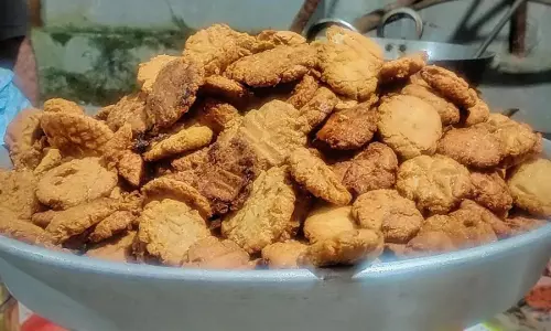 Chhath तीसरे दिन ठेकुआ प्रसाद चढ़ाया जाता