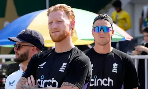 Ben Stokes के नाम वापस लेने के बाद इस स्टार ने IPL मेगा नीलामी के लिए पंजीकरण कराया Ben Stokes के नाम वापस लेने के बाद इस स्टार ने IPL मेगा नीलामी के लिए पंजीकरण कराया