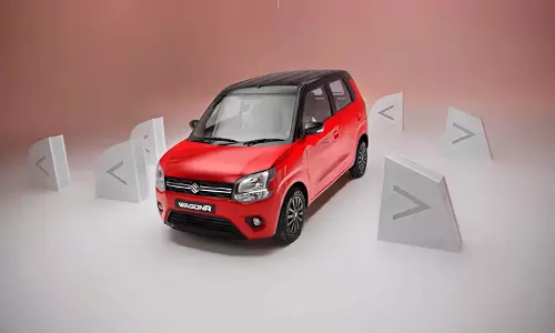 ₹5.99 लाख रुपये में लोग इस कार में टूट पड़े