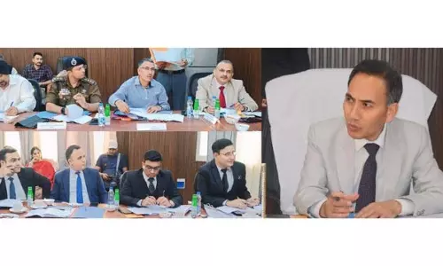 मुख्य न्यायाधीश ने Samba का दौरा किया, लंबित पुराने मामलों की समीक्षा की मुख्य न्यायाधीश ने Samba का दौरा किया, लंबित पुराने मामलों की समीक्षा की