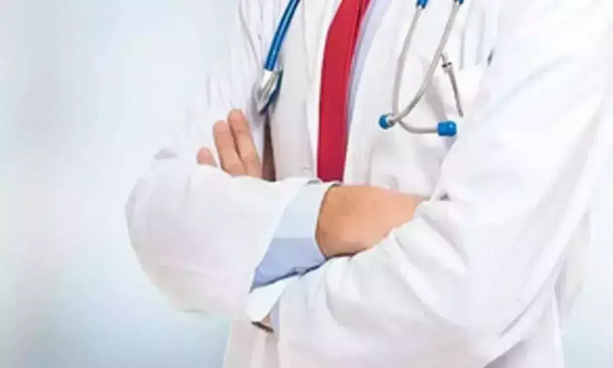 Madhapur के मेडिकवर अस्पताल में दुखद घटना - भुगतान के दबाव के बीच जूनियर डॉक्टर की मौत Madhapur के मेडिकवर अस्पताल में दुखद घटना - भुगतान के दबाव के बीच जूनियर डॉक्टर की मौत