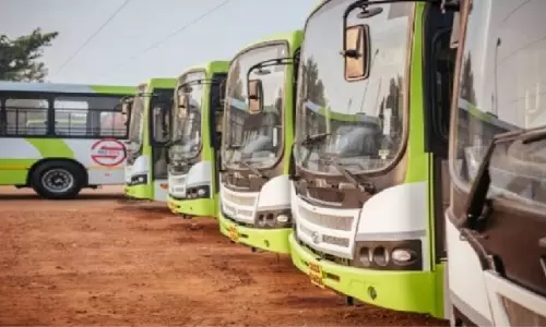 शहर के अंदर Mo Bus की अधिकतम गति सीमा 40 किमी प्रति घंटा होगी
