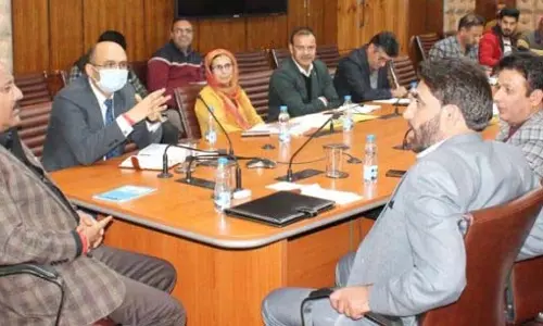 Deputy CM ने शोपियां, पुलवामा में लोक निर्माण परियोजनाओं की प्रगति की समीक्षा की