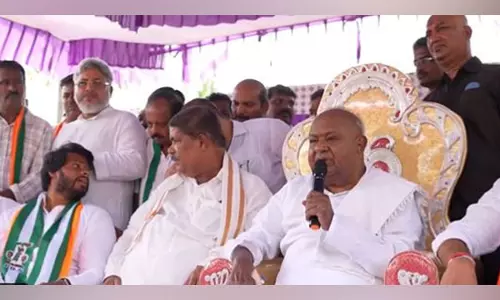 कर्नाटक उपचुनाव: HD देवेगौड़ा ने कांग्रेस उम्मीदवार पर किया पलटवार