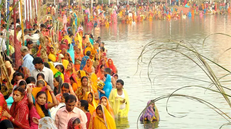 Assam : धुबरी शहर में छठ पूजा घाटों का संयुक्त सर्वेक्षण किया गया