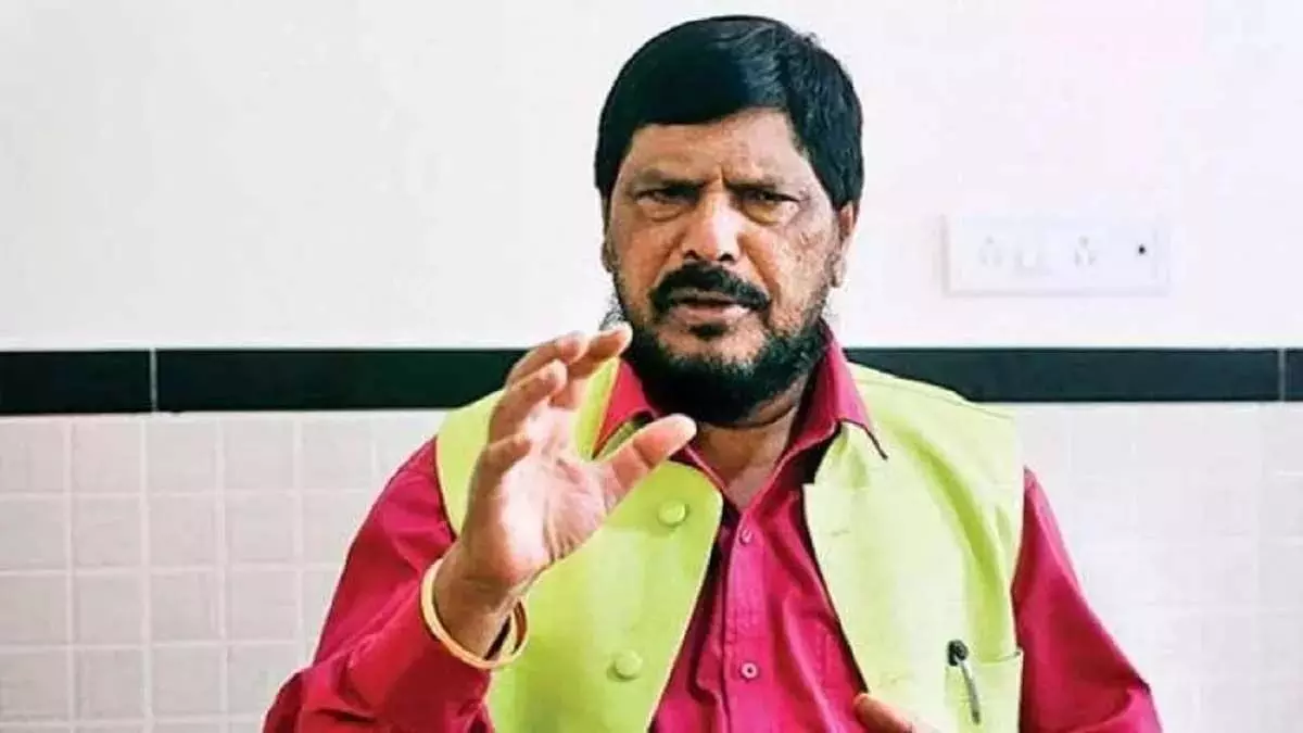 मस्जिद पर लगा भोंगा नहीं हटेगा: Ramdas Athawale