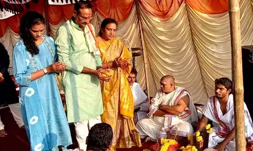 Andhra: पीवी सिंधु ने बैडमिंटन अकादमी के लिए भूमि पूजन किया Andhra: पीवी सिंधु ने बैडमिंटन अकादमी के लिए भूमि पूजन किया