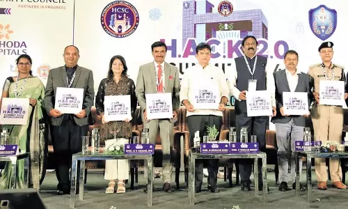 Telangana IT मंत्री ने साइबर अपराध से निपटने के लिए डिजिटल स्वच्छता का आह्वान किया