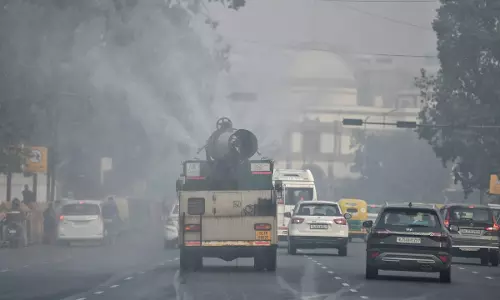 Delhi : प्रदूषण से राहत नहीं, कई इलाकों में वायु गुणवत्ता