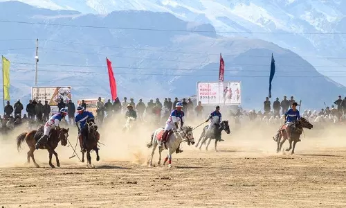 Ladakh के उपराज्यपाल ने द्रास में पोलो टूर्नामेंट का उद्घाटन किया